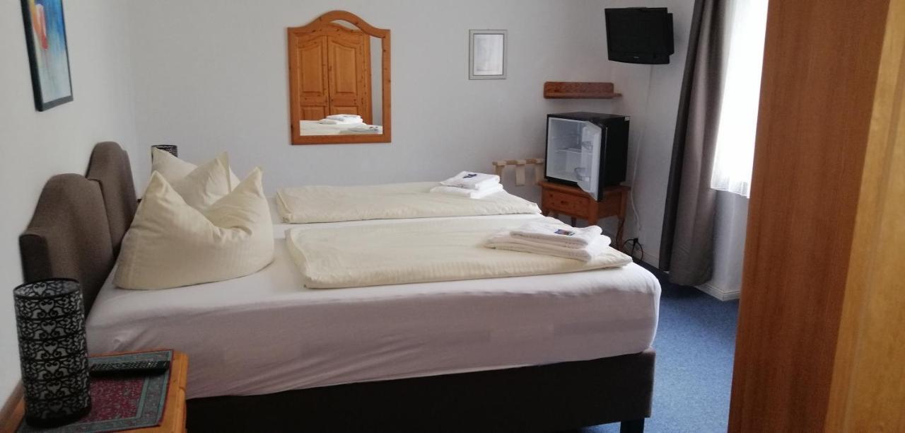 Hotel Holsteinische Schweiz Am Dieksee มาเลนเทอ ภายนอก รูปภาพ